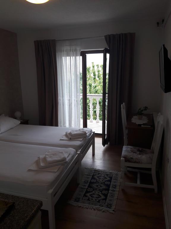 Roza Guest House Zengg Kültér fotó
