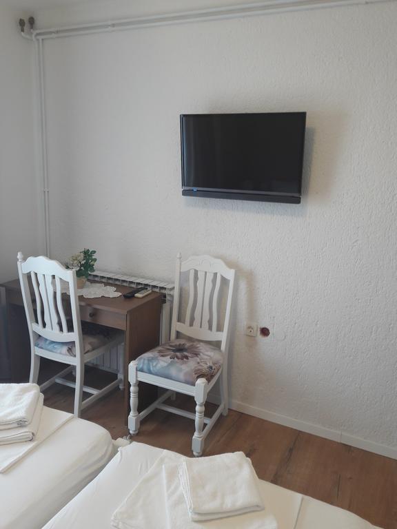 Roza Guest House Zengg Kültér fotó