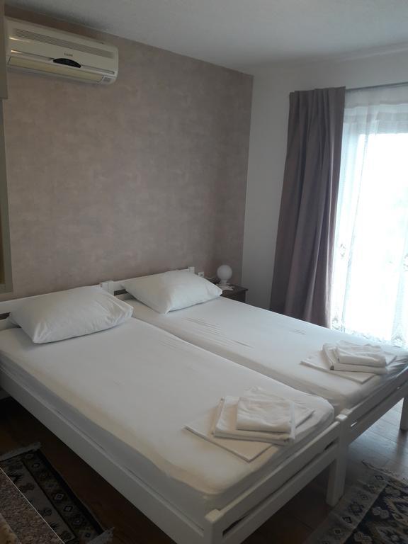 Roza Guest House Zengg Kültér fotó