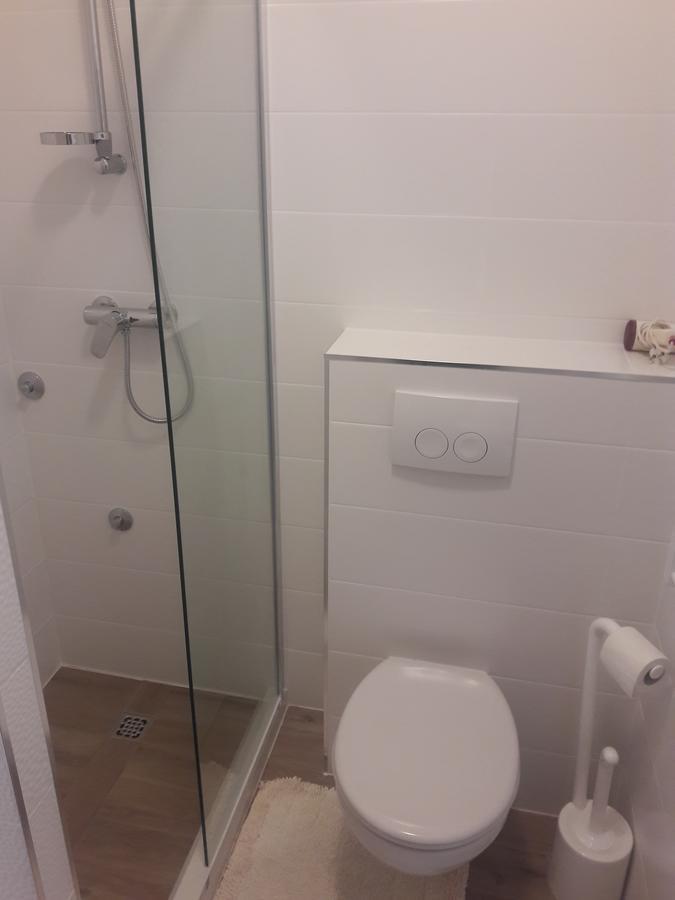 Roza Guest House Zengg Kültér fotó